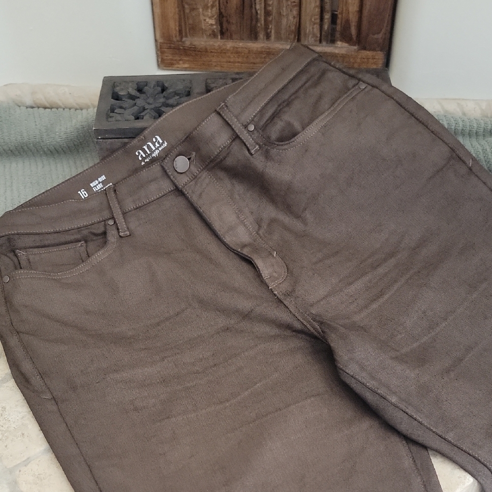 a.n.a High-Rise Flare in Rich Brown